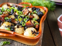 Картофель, запеченный в духовке: ТОП-5 рецептов