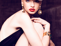 ТОП-10 признаков того, что ты одержима модой