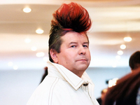 Поющий ректор Поплавский вошел в Раду по мажоритарному округу