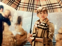 12-летний сын Бекхэма стал моделью в рекламе Burberry