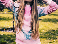 Как носить свитшот: Стильные идеи от модниц