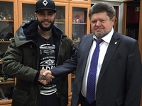 Тимати публично сдал анализы на выявление наркотиков в организме