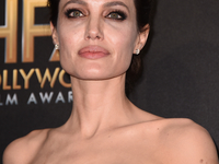 Beauty-образ дня: Анджелина Джоли