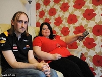 Ревнивая жена каждый день проверяет мужа на детекторе лжи