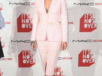 ТОП-10 стильных звезд недели