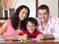 Какие выплаты положены усыновителям ребенка