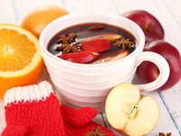 Глинтвейн с яблоками: Три вкусные идеи