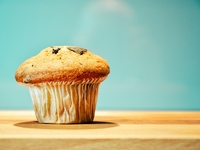 Шоколадные маффины на завтрак: Три вкусные идеи