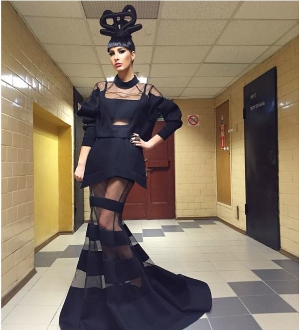 Кэти Топурия эпатировала поклонников необычной прической