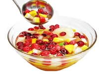 Новогодние коктейли: Три рецепта с шампанским