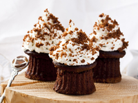 Шоколадные кексы с кремом