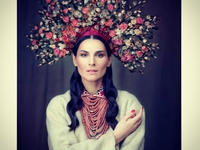 Итоги года: ТОП-15 патриотических нарядов звезд