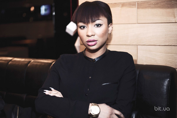 Новогодние рецепты от звезд: Ведущая Аннет Амеган и ее мятные брауни