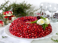 Рецепты на Новый год: Салат Гранатовый браслет