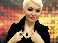 Катя Лель рассказала поклонникам о семейных новогодних традициях