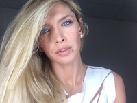 Вера Брежнева рассказала, почему правильно питается и тренируется