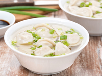 Суп с пельменями: Три вкусные идеи