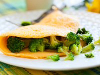 Омлет с брокколи и сыром