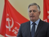 Коммунист Петр Симоненко отправился на отдых в Европу