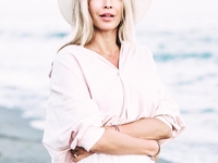 Именинница Вера Брежнева: лучшие beauty-образы звезды