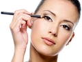 Макияж глаз: что делать, чтобы карандаш не размазывался
