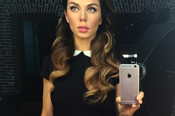 instagram.com/annasedokova