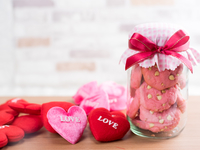 Рецепты на День Валентина: Розовое печенье с белым шоколадом