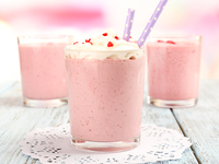 День святого Валентина: Рецепты смузи с клубникой