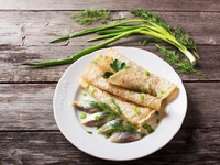 Масленица 2015: ТОП-5 рецептов блинов с начинкой из рыбы