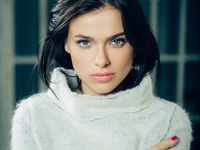 Беременная Елена Темникова появилась на обложке журнала