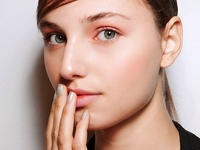 9 beauty-привычек, которые сохранят твою молодость