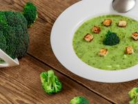 Великий пост 2015: Суп-пюре из брокколи с гренками