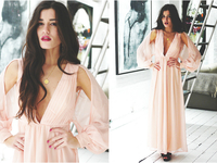 Что надеть на 8 Марта: идеи от модниц