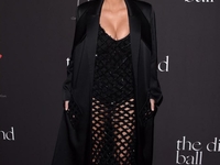 Битва откровенных платьев: Ким Кардашян против Зои Кравиц