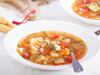 Великий пост 2015: Минестроне с тыквой и цуккини