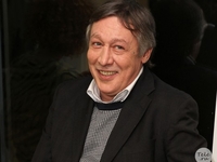 Песня Ефремова До свиданья, наш ласковый Вова опять стала хитом