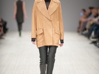 VOROZHBYT&ZEMSKOVA украсили новую коллекцию штрих-кодом Украины