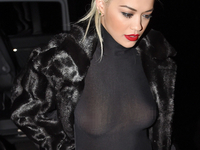 Модный конфуз: Рита Ора надела прозрачную кофту