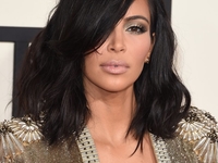 Возвращаемся к корням: Ким Кардашян вновь стала брюнеткой