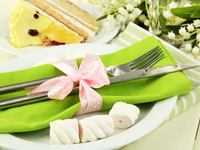 Весенняя сервировка стола: ТОП-20 идей в зеленых тонах