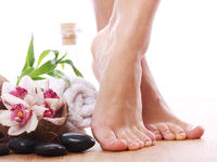 Идеальные ножки: ТОП-5 масок на каждый день