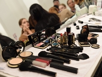 Как сэкономить на косметике: ТОП-5 продуктов двойного применения