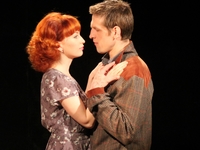 Украинские актеры представили спектакль о призыве на войну