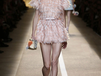 Модные солнцезащитные очки: Новая коллекция от Fendi