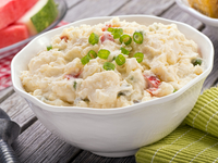 Рецепты для дачи и пикника: ТОП-5 весенних салатов