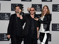 На гитариста 30 Seconds to Mars попытались напасть в Киеве
