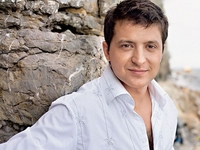 11-летняя дочь Владимира Зеленского вышла на подиум в вышиванке