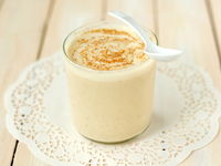 Смузи с бананом и корицей