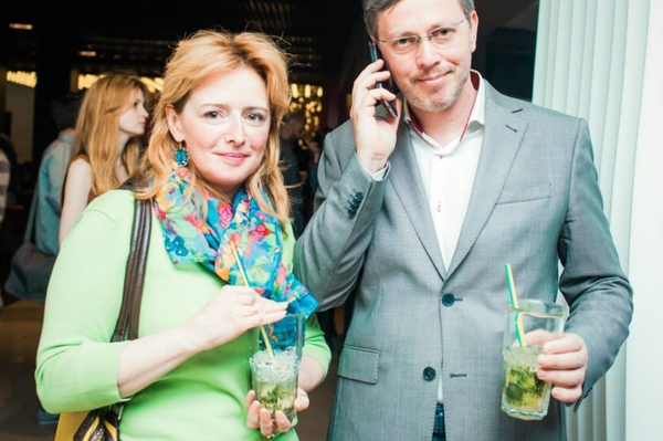 facebook.com/ArthouseTraffic