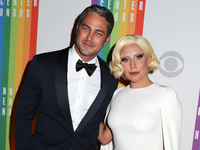 Lady GaGa возьмет фамилию мужа после свадьбы
